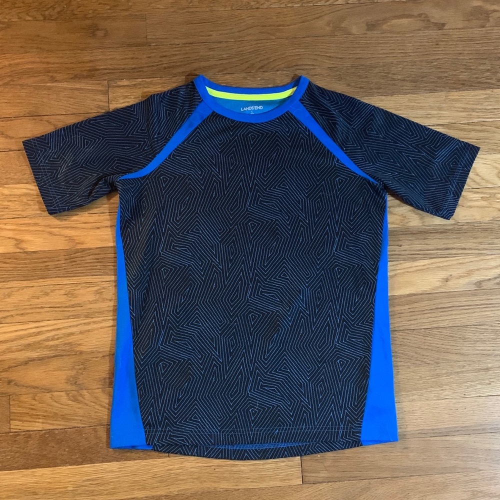 Lands’ End boys athletic tee
